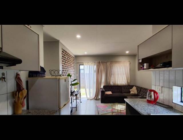 3 BEDROOM HOUSE FOR SALE IN ALBERTSDAL